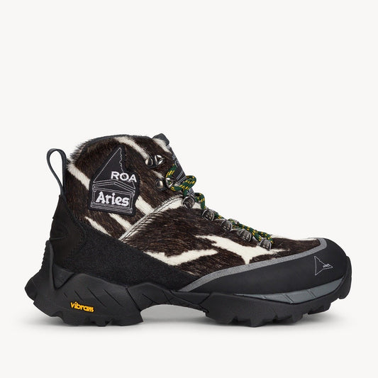 Andreas Aries x ROA Zebra