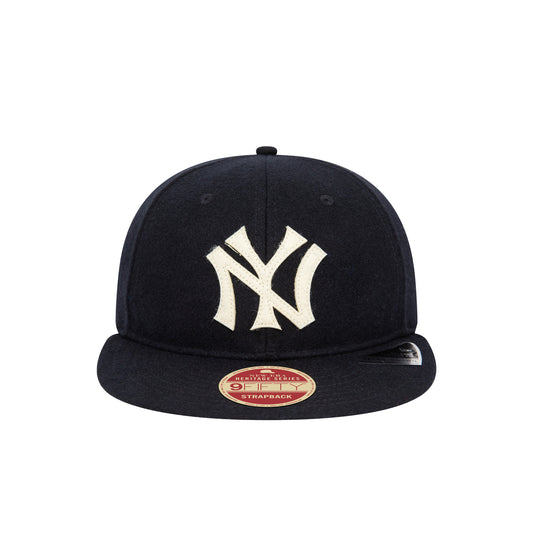 New York Yankees Heritage Series Navy Retro Crown 9FIFTY Strapback Cap