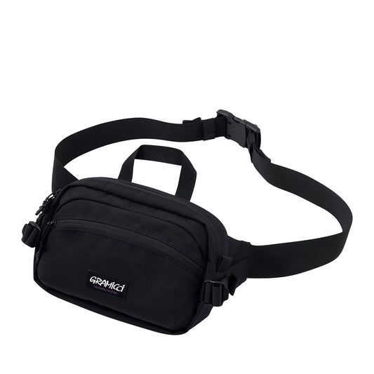 Gramicci hip bag i sort med to zippede rum og justerbar bælterem med klikspænde