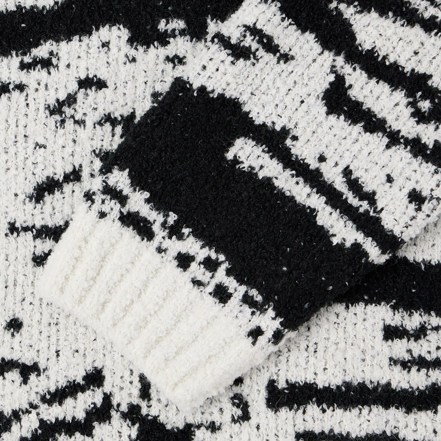 Panku Sweater