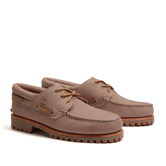 AUTHENTIC BOAT SHOE