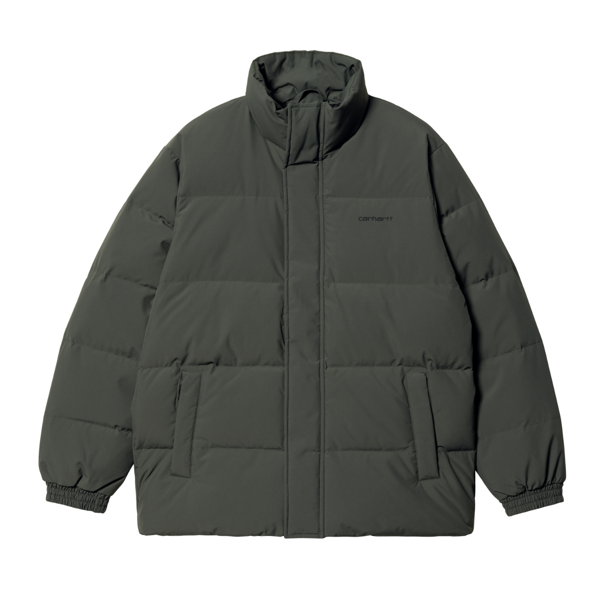 Carhartt WIP puffer jakke i mørk oliven med høj krave og quiltet konstruktion